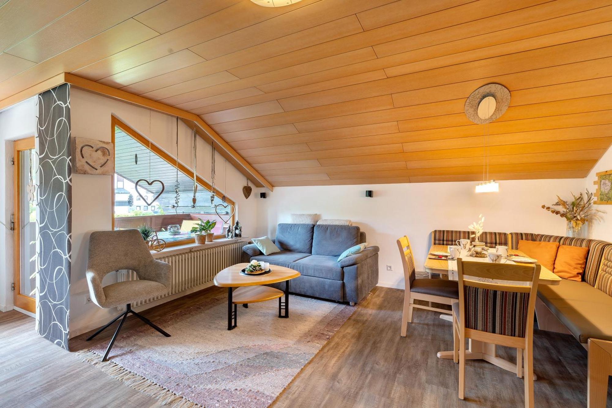 フロイデンシュタットHaus Seilerアパートメント エクステリア 写真