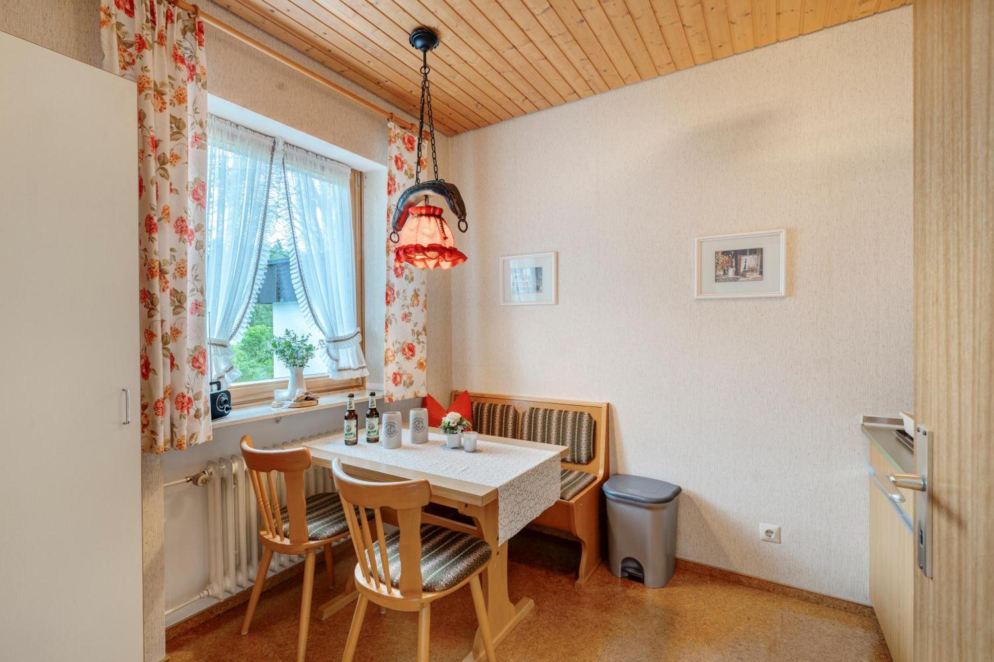 フロイデンシュタットHaus Seilerアパートメント エクステリア 写真